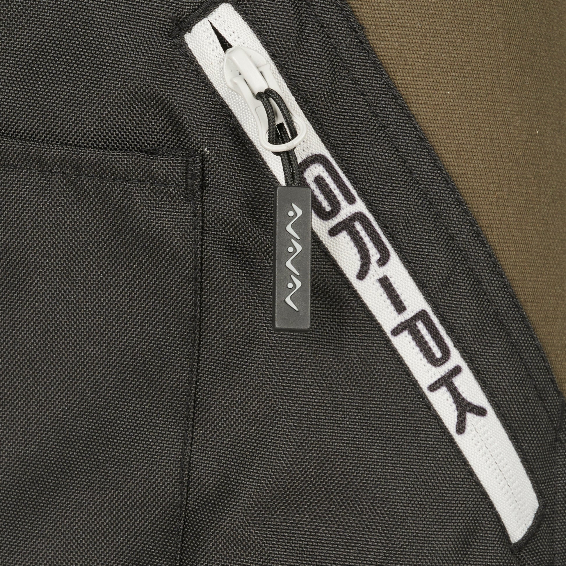 Pantalone da lavoro GRPK gr58 resistente e slim fit